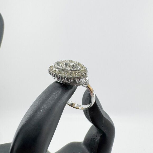 Vintage Rhinestone Oval Cluster Cocktail Ring Silver Tone Retro Glam Statement - Picture 8 of 11